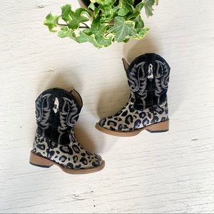 Infant size 5 Roper cowboy boots for girls